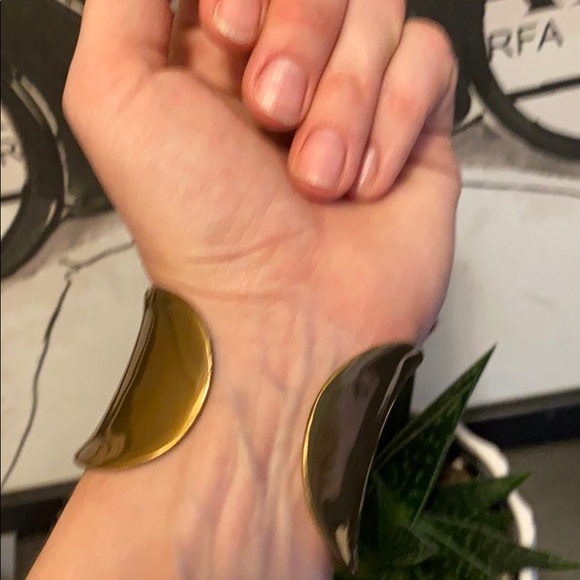 ⭕️💎BNWT BANANA REPUBLIC BRACELET 💎⭕️ - Picture 3 of 4